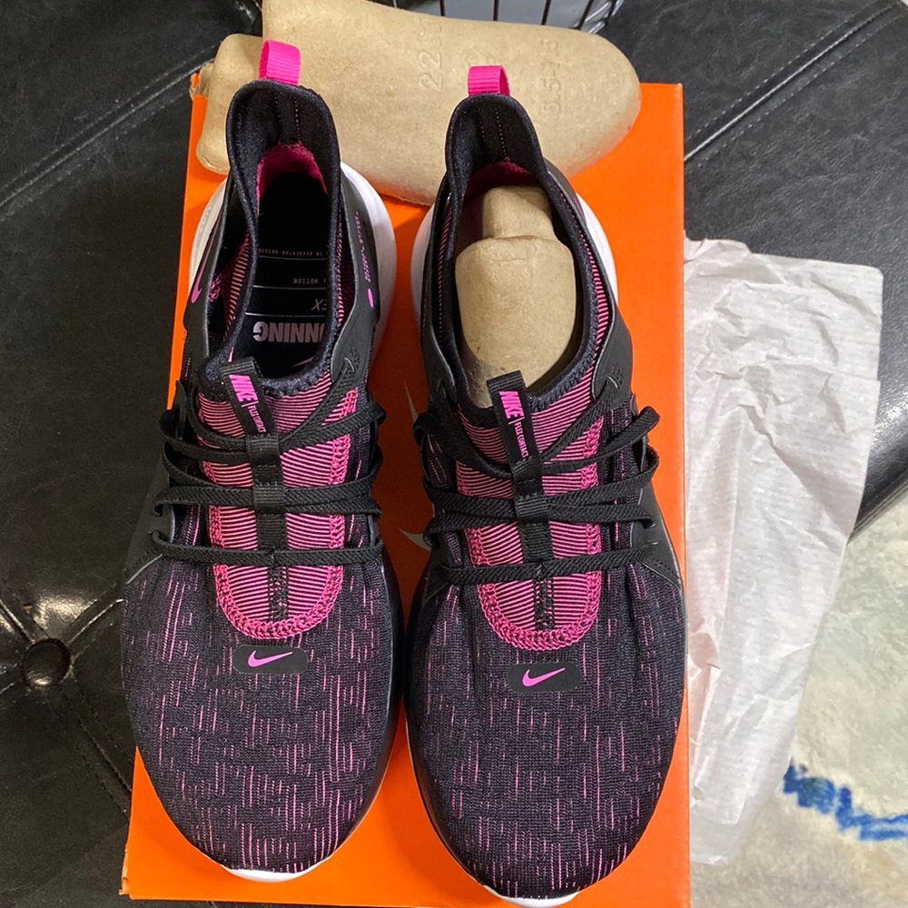 Women’s Nike flex shoe
